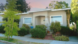 Home for Sale, 1056-Warfield-Ave,-Oakland,-CA-94610,Piedmont-Knoll,-Lakeshore,-Home-for-Sale,-Hernan-Luna,-Oakland-Realtor,-Golden-Gate-Sothebys